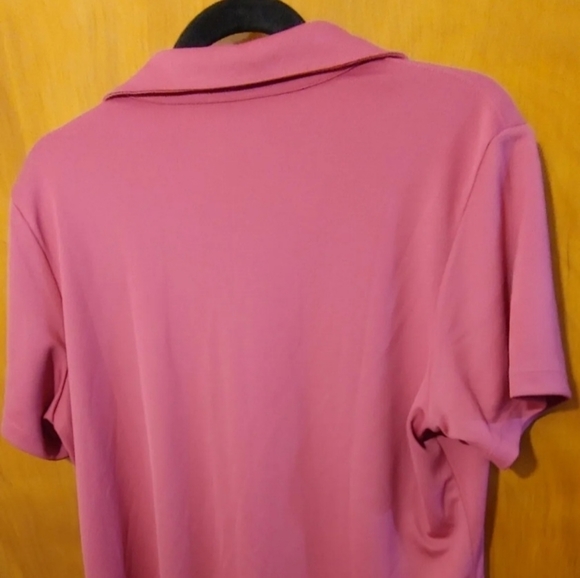 Lady Hagen - Picture 4 of 5